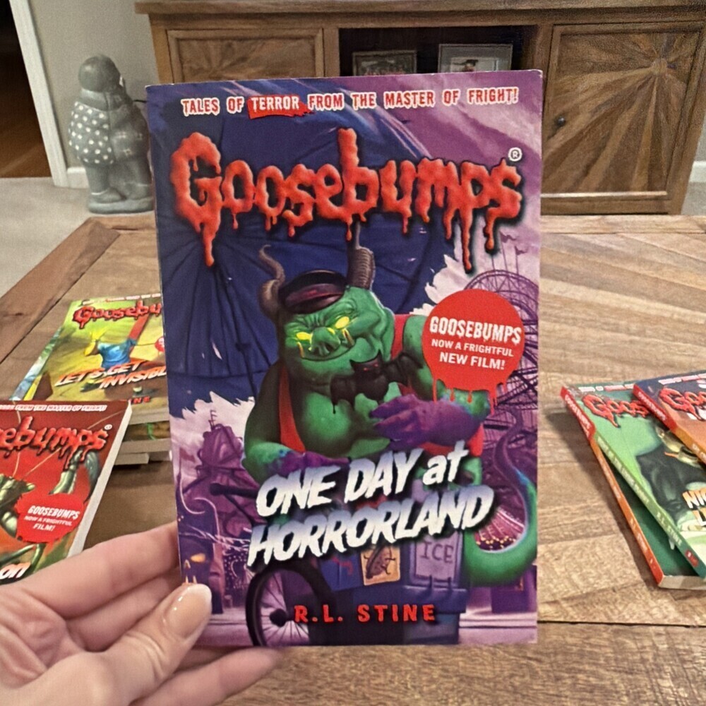 Goosebumps R. L. Stine Paperback Books 2015-2016 Lot of 20 Books - Picture 15 of 16
